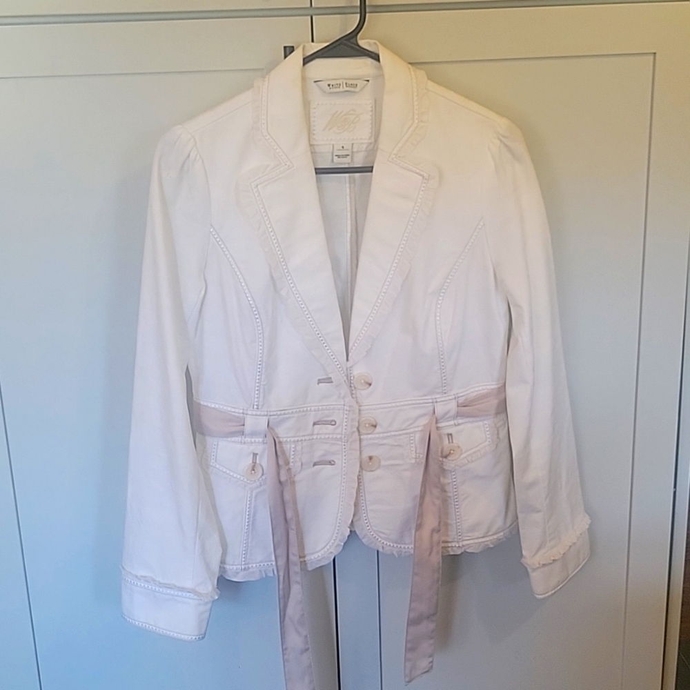 White House Black Market White Jacket EUC Size 4